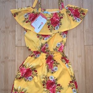 2Piece Floral Open Shoulder Top/Shorts Set Girl